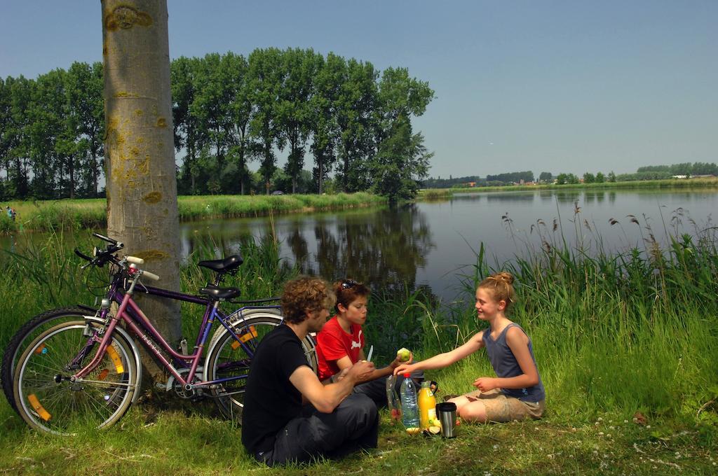 Het Godshuis Sint-Laureins Exterior foto